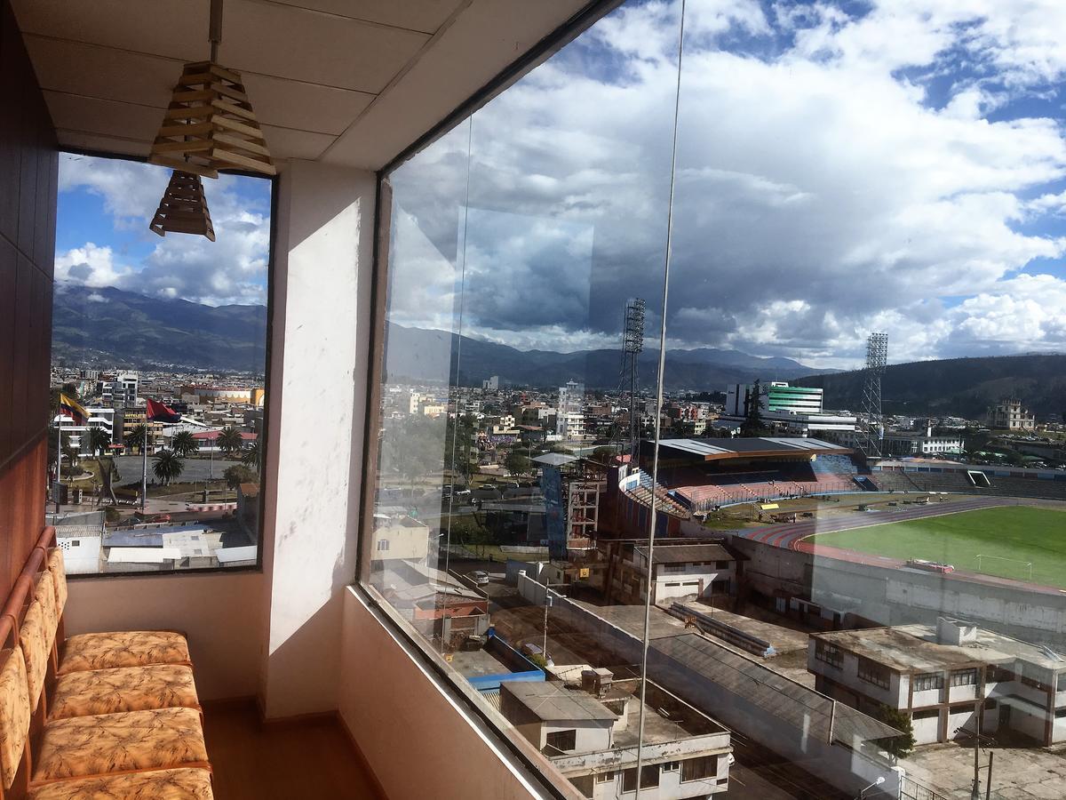 Hotel Zeus Riobamba Zewnętrze zdjęcie